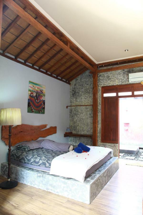 Ndalem Mj Homestay Jogjacarta Exterior foto