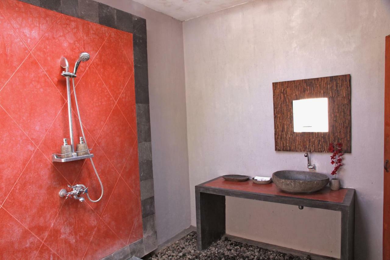 Ndalem Mj Homestay Jogjacarta Exterior foto
